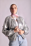 Silver raglan sleeves jacket.
